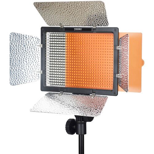 LED панель Yongnuo YN-900L (Daylight)