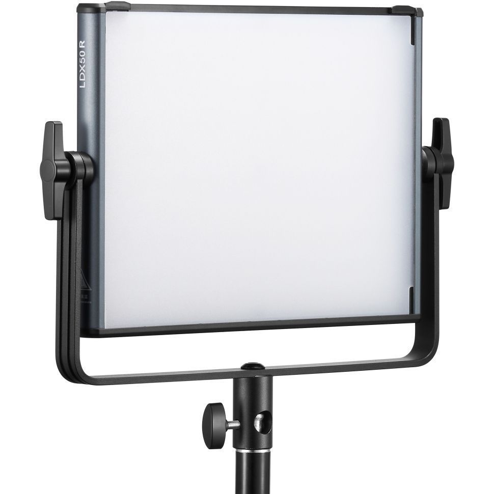 LED панель Godox LDX50R (RGB)