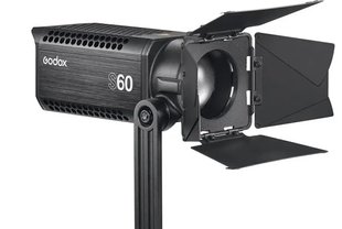 LED свет Godox S60 (Daylight)