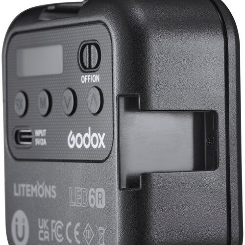 Світло Godox Litemons RGB Pocket-Size LED Video Light (RGB & 3200 to 6500K)