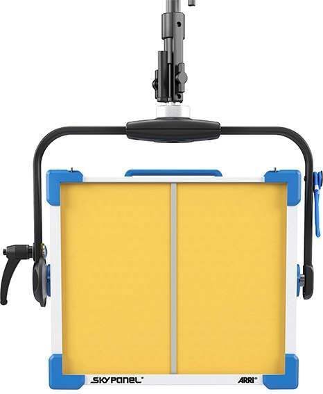 LED панель ARRI SkyPanel S30-RP 3,200 K P.O. blue/silver Bare Ends