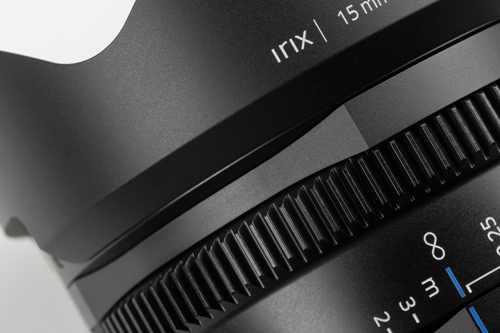 Обʼєктив IRIX 15mm T2.6 Cine Lens (Z-Mount, Meters)