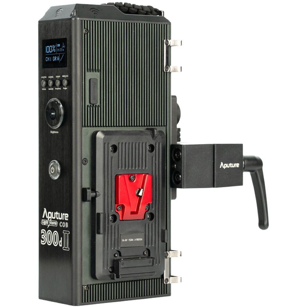 LED свет Aputure Light Storm C300d II (Daylight)