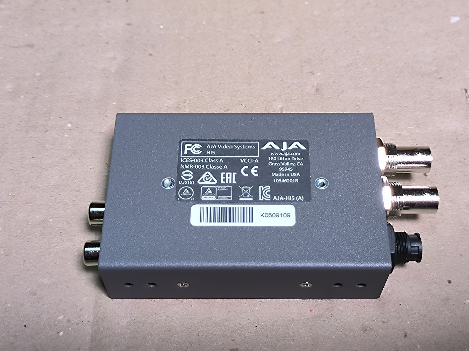 Конвертер AJA HI5 HD-SDI/SDI to HDMI Video and Audio (вживаний)