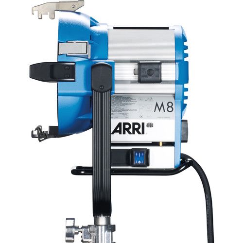 Осветительный прибор ARRI M8