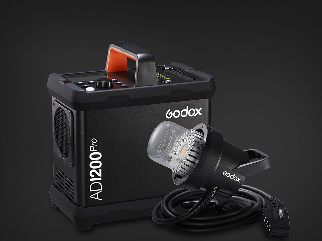 Вспышка генераторная Godox AD1200Pro TTL