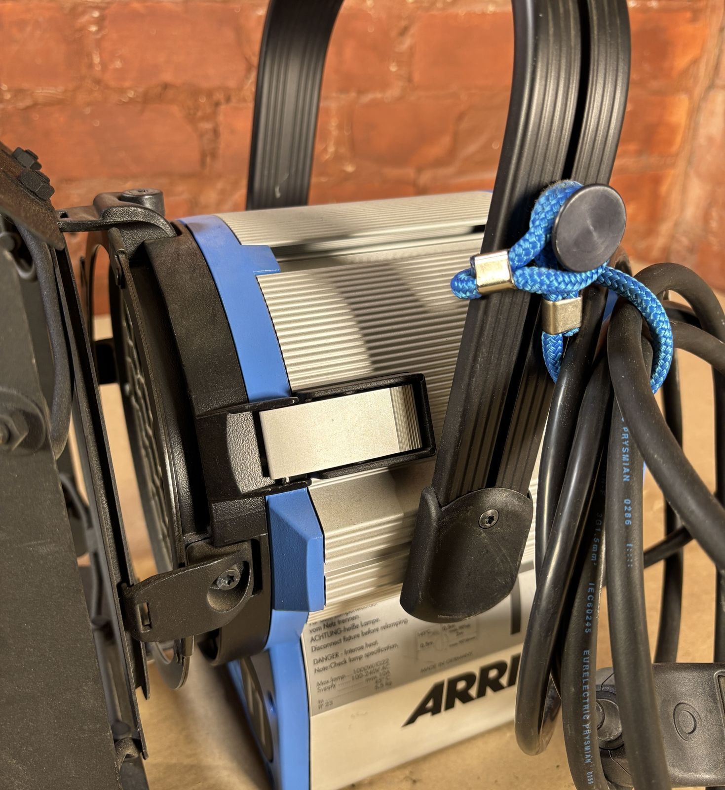 Освітлювальний прилад ARRI True Blue T1 L1.39610.D (вживаний)
