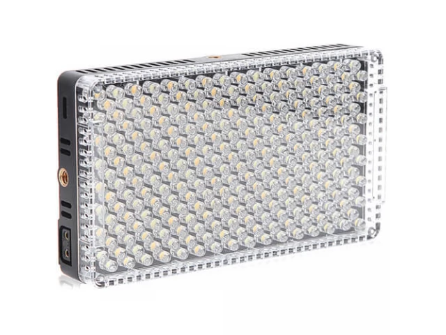 LED панель Aputure Amaran AL-F7 On-Camera Variable Color LED Light (3200 to 9500K)