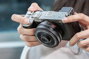 Viltrox AF 26mm f/2.8 EVO: доступный блинчик-прайм с автофокусом для Sony и Nikon