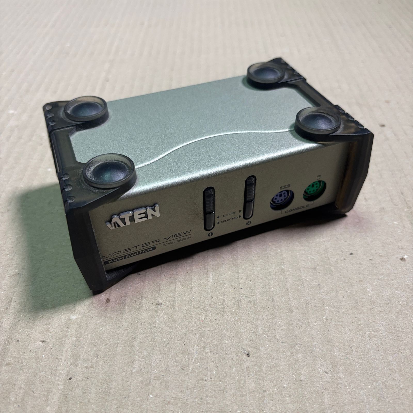 Перемикач KVM 2-портовий ATEN CS-82A (PS/2 + VGA) (вживаний)