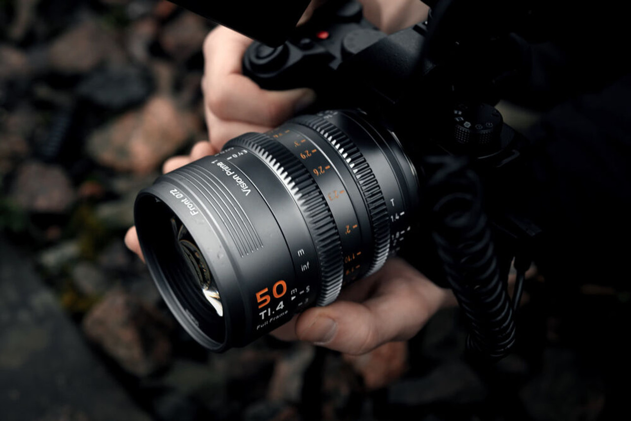 Об'єктив Sirui VP-1 Vision Prime 50mm T1.4 Full-Frame Cine Lens (вбудований E mount + в комплекті адаптери L, Z, RF mount) (Black)
