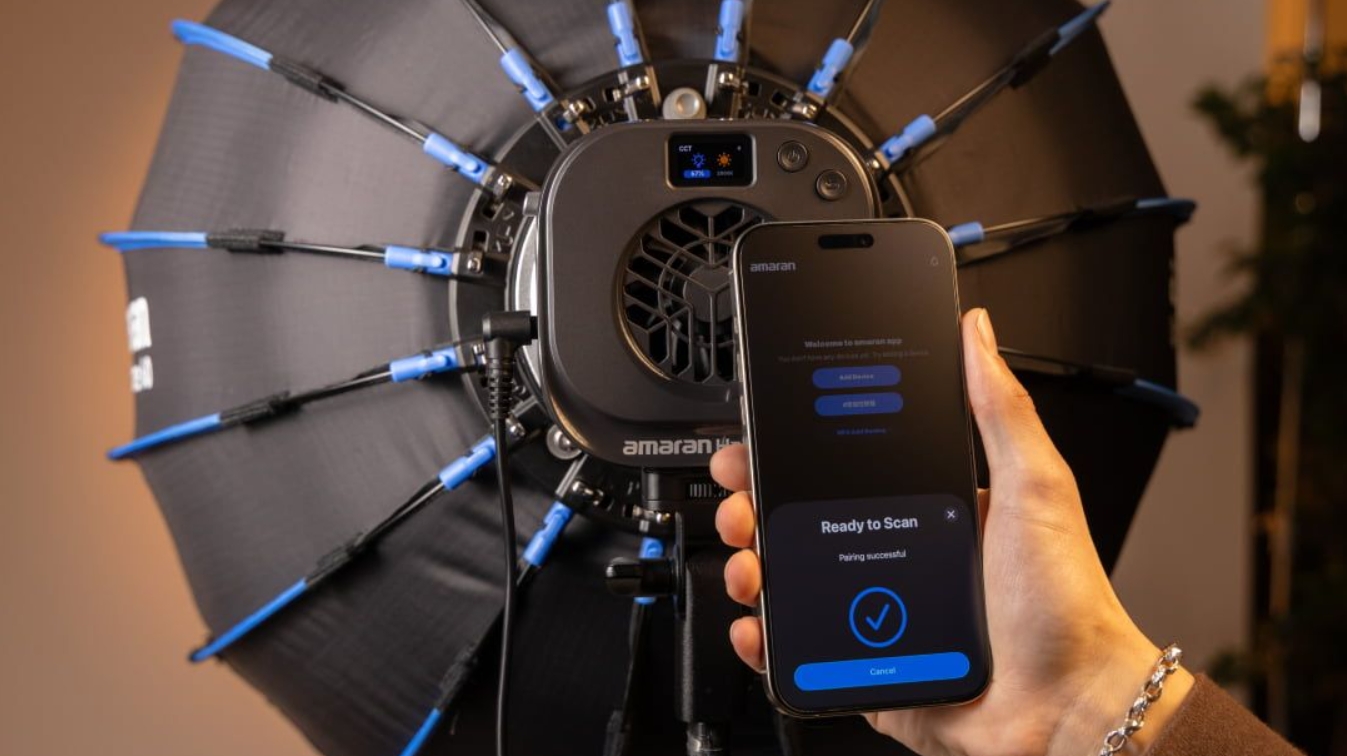 Aputure Amaran Halo 100x (Bi-color) — LED світло з компактним форм-фактором та непоганою яскравістю