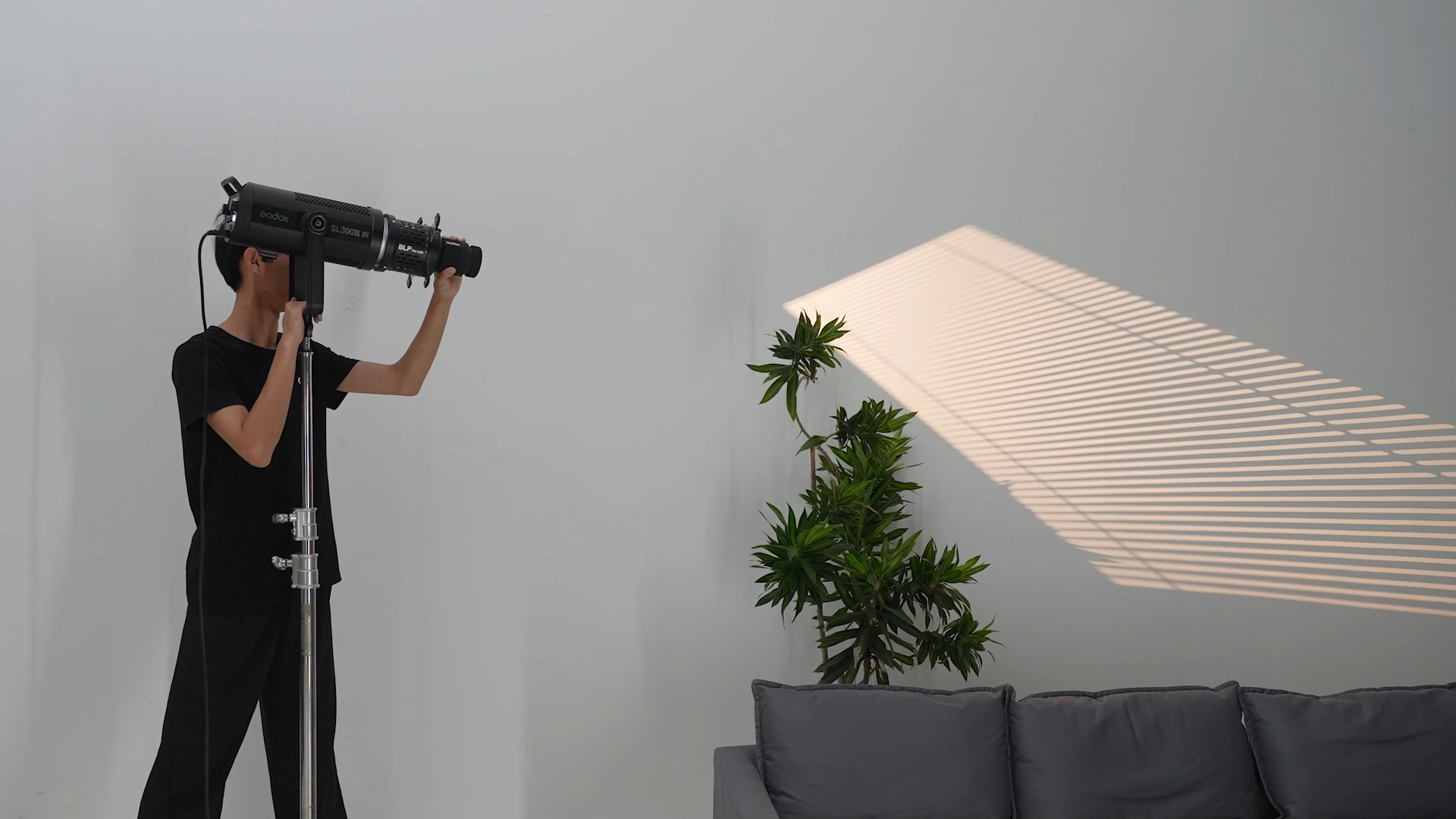 Проекційна насадка Godox BLP для LED-моноблоків