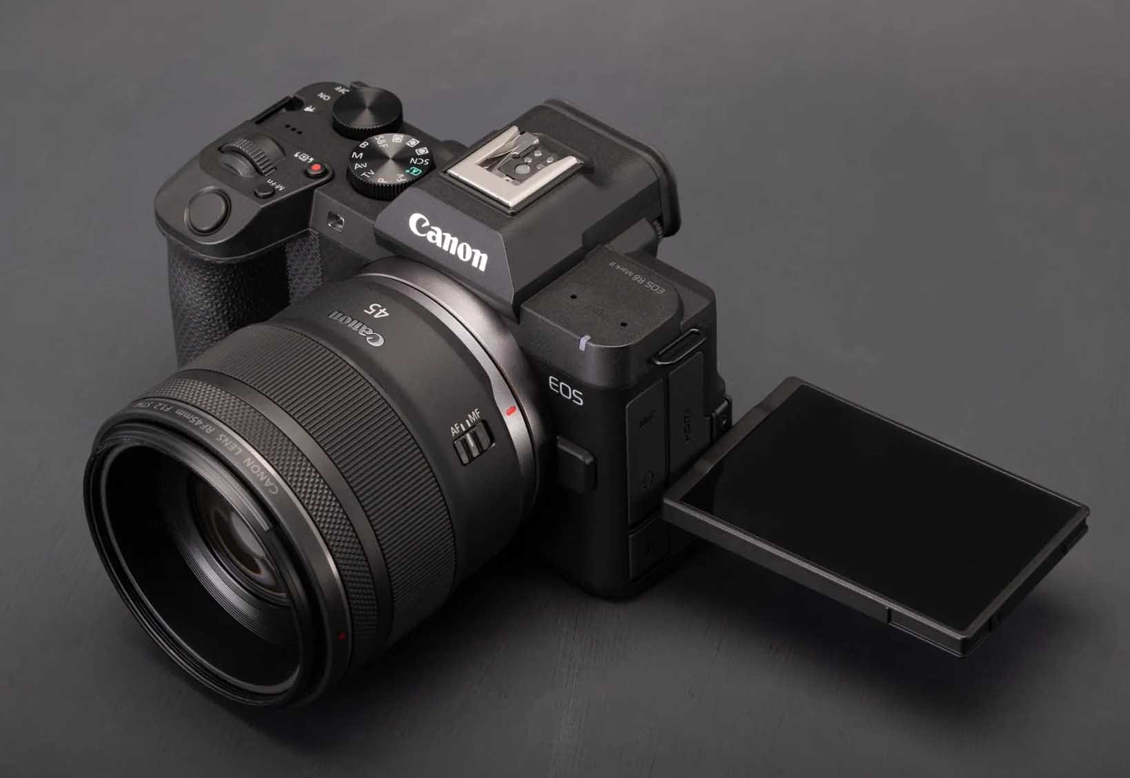 Canon EOS R8 Mark II: що змінилося у новій повнокадровій бездзеркальній камері