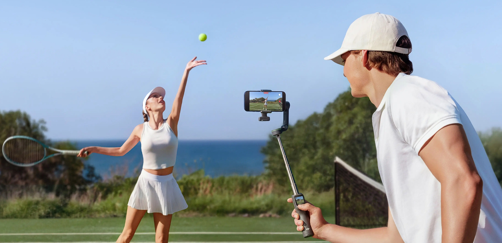 DJI Osmo Mobile 8P Creator Combo — набір зі стабілізатора для смартфона, мікрофона та модуля відстеження об'єктів