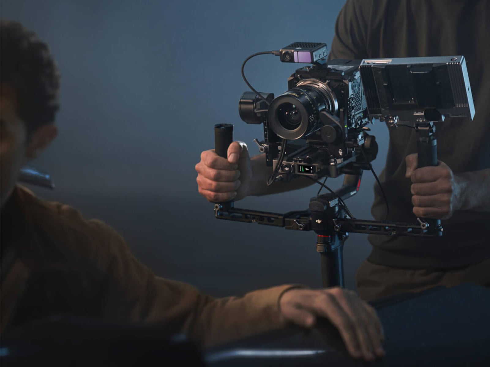 DJI RS 5: новое поколение стабилизаторов для профессиональной видеосъемки