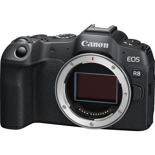 Фотоаппарат CANON EOS R8 (body) – полнокадровая беззеркальная камера для мобильной съемки