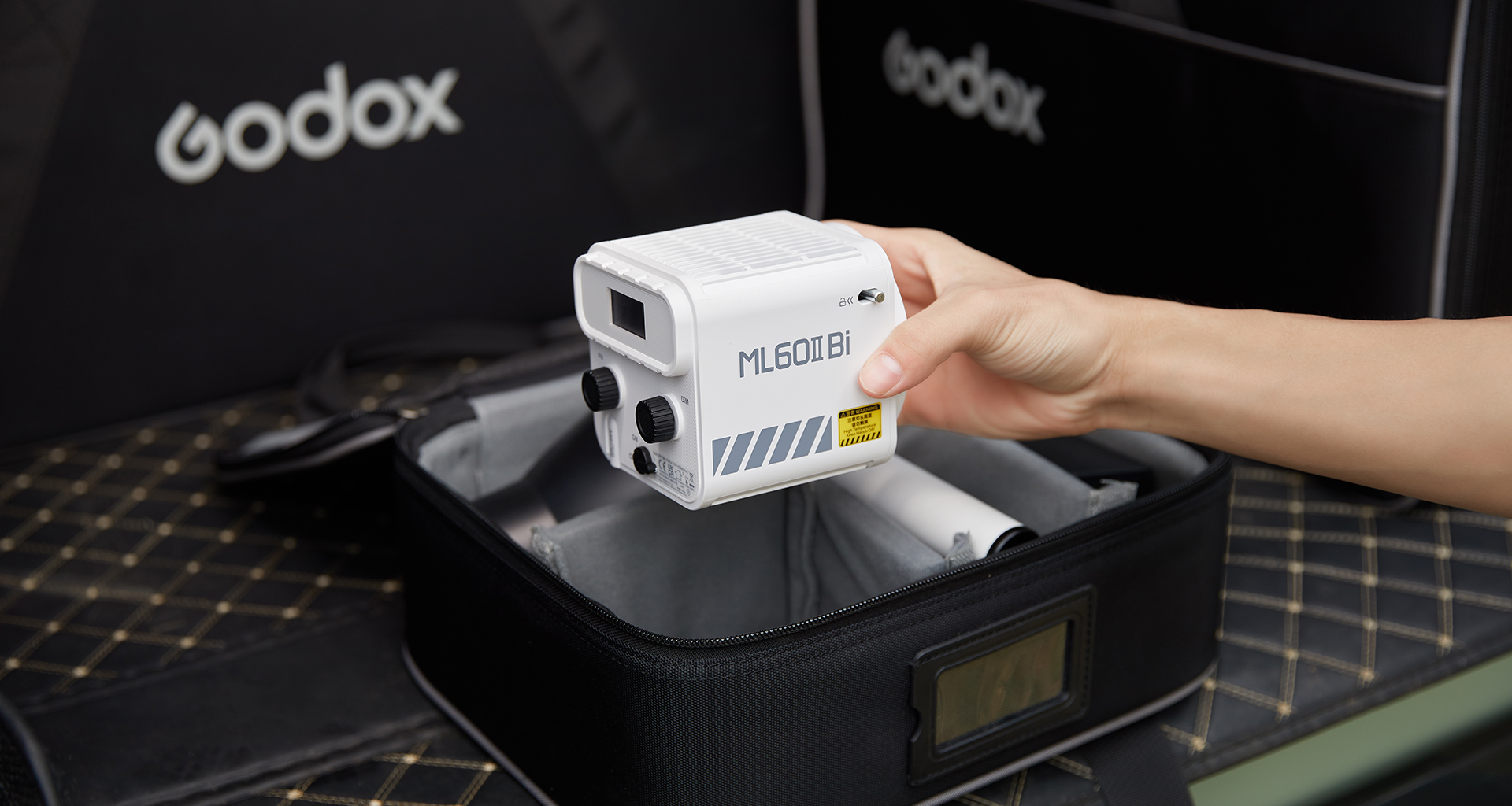 LED світло Godox ML60IIBI (Bi-Color)