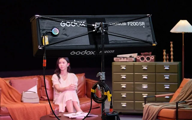 Гнучке LED світло Godox KNOWLED F200SR K1 RGB (1 x 4')
