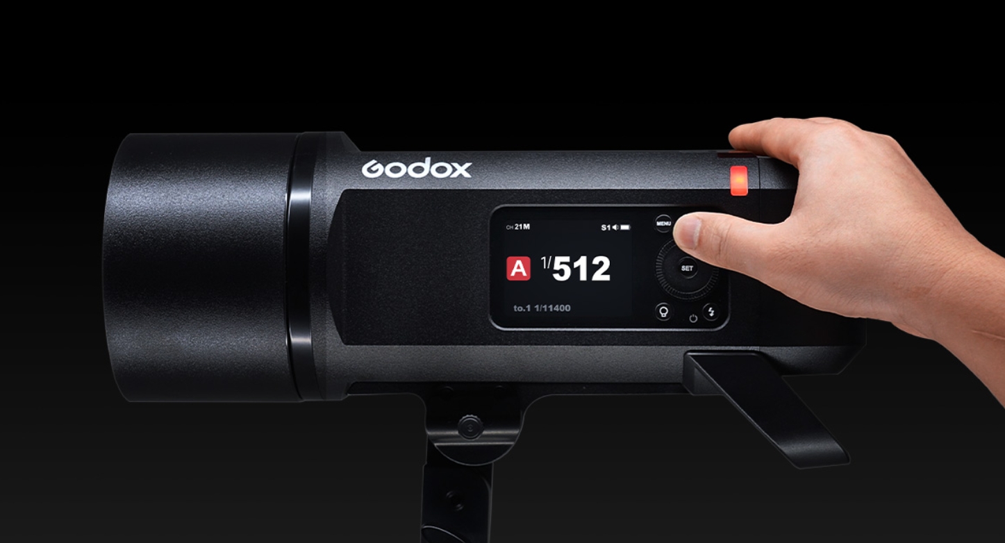 Godox AD800Pro — автономний спалах з потужністю 800 Вт для студійної та виїздної фотозйомки