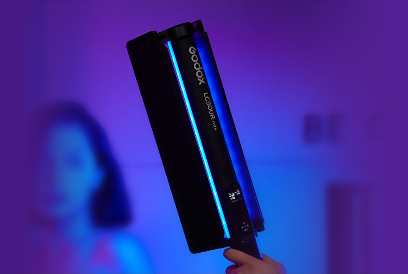 Godox LC500R Mini (45 см) — мобільна та яскрава LED трубка зі змінною колірною температурою для зйомки фото/відео й ведення трансляцій