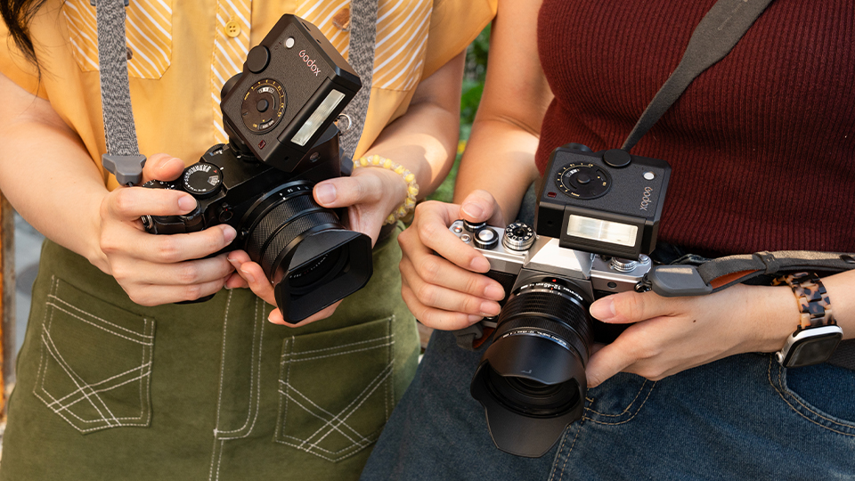 Godox Lux Junior II: ретро спалах нового покоління для сучасних фотографів