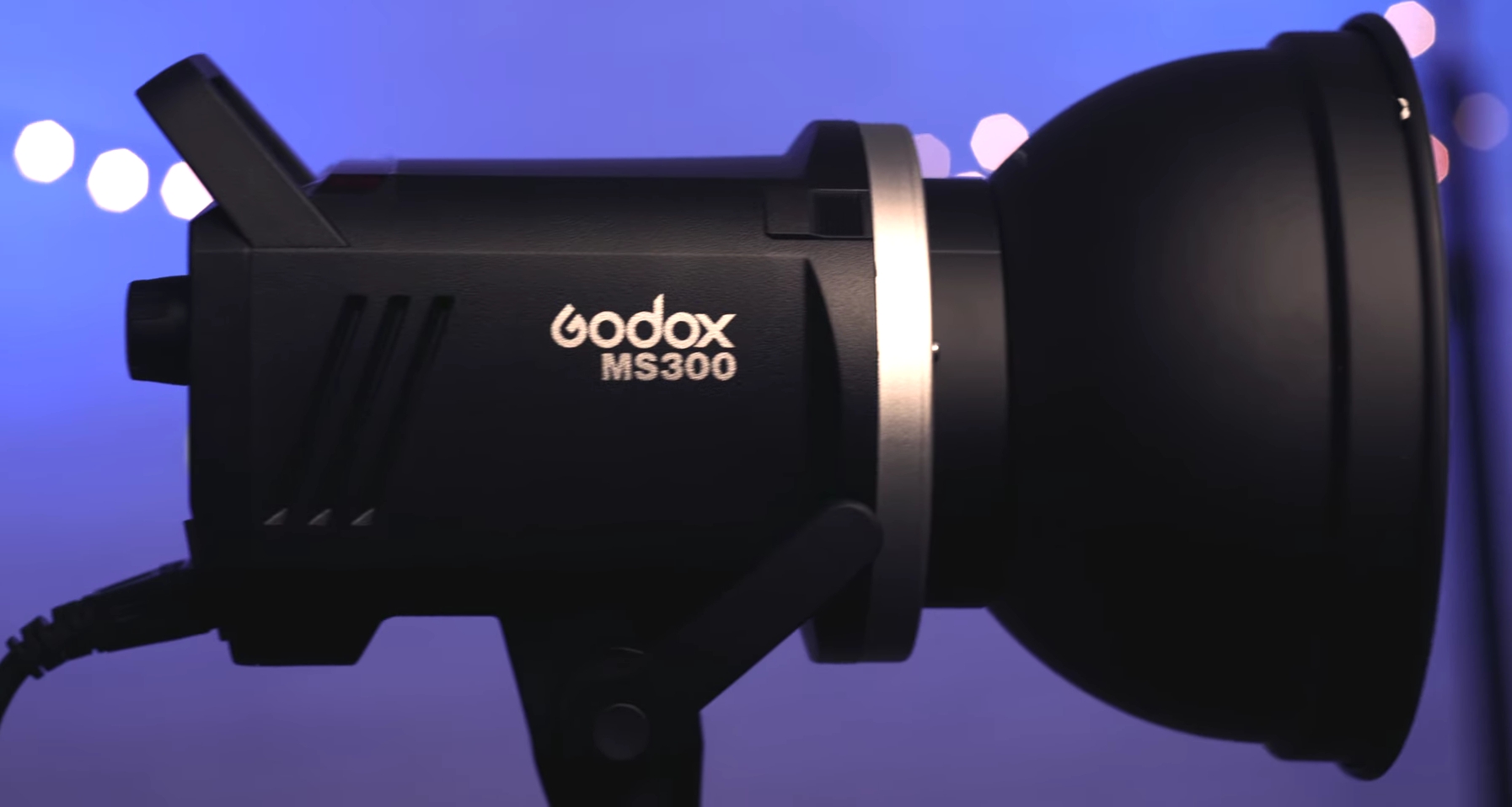Godox MS300-E (2xMS300, аксесуари) — набір студійного обладнання для якісної зйомки фото у студії та на виїзді