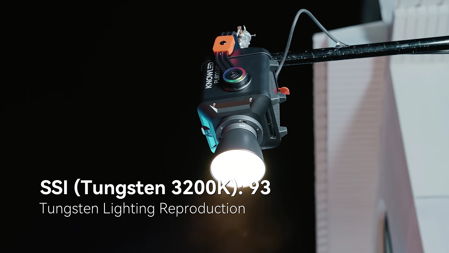 Godox PaletteLab 600W Full-Spectral — LED світло з максимально точним відтворенням кольорів для професійного кіно та телебачення