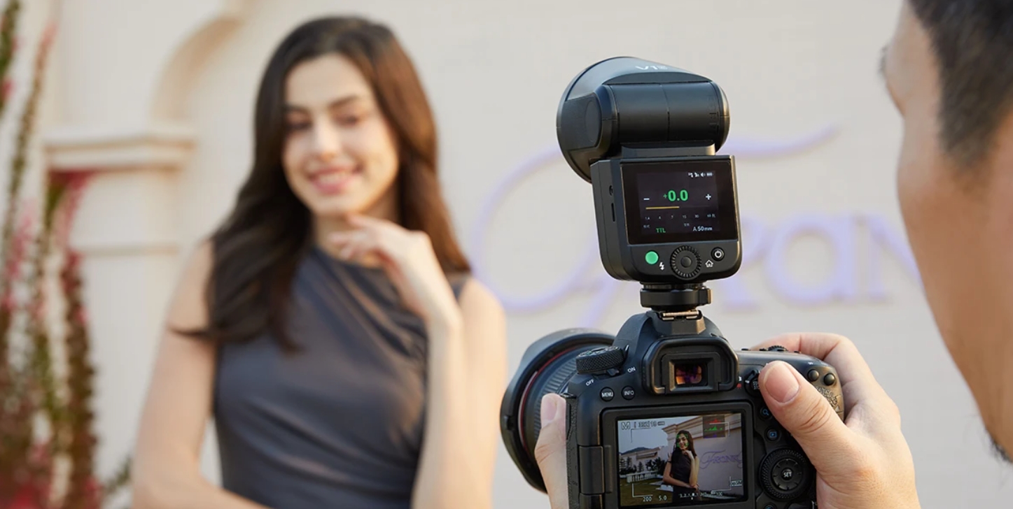 Godox V1mid S для Sony — накамерний спалах для роботи на виїзді з високою мобільністю та автономністю