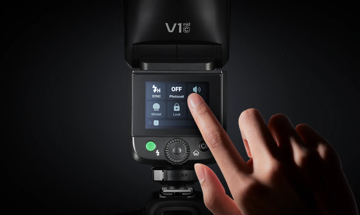 Godox V1mid S для Sony — накамерний спалах для роботи на виїзді з високою мобільністю та автономністю
