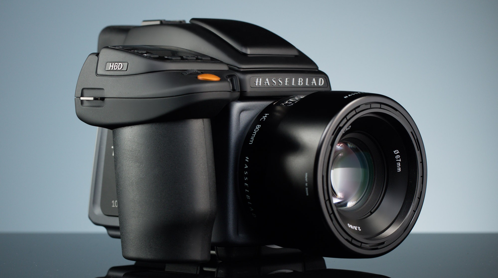 hasselblad-h6d-100c-dzerkalna-kamera-serednogo-formatu