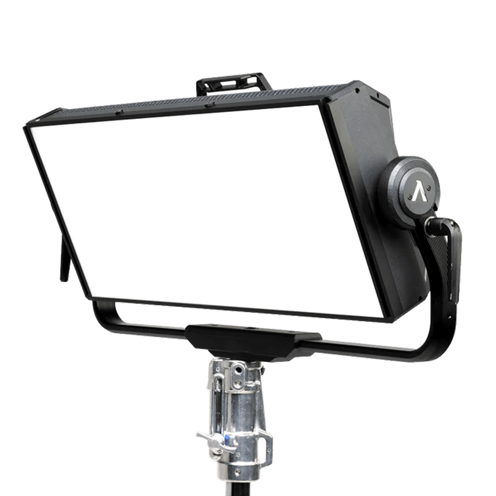aputure-nova-p300c