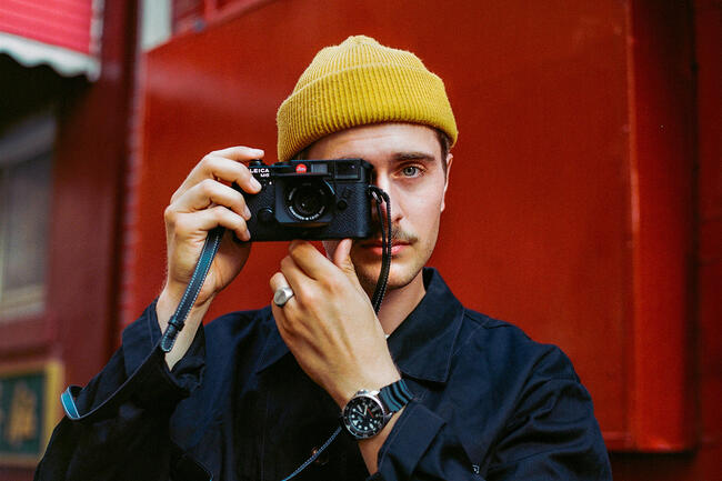leica-m6-dalekomrna-kamera-s-obektivom-35mm-f1.4