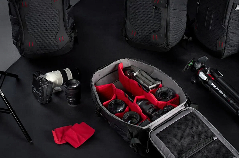 Manfrotto MB PL2-BP-BL-M Pro Light Backloader 22.5L (Medium) — рюкзак для безпечного та зручного транспортування камер та ноутбуків