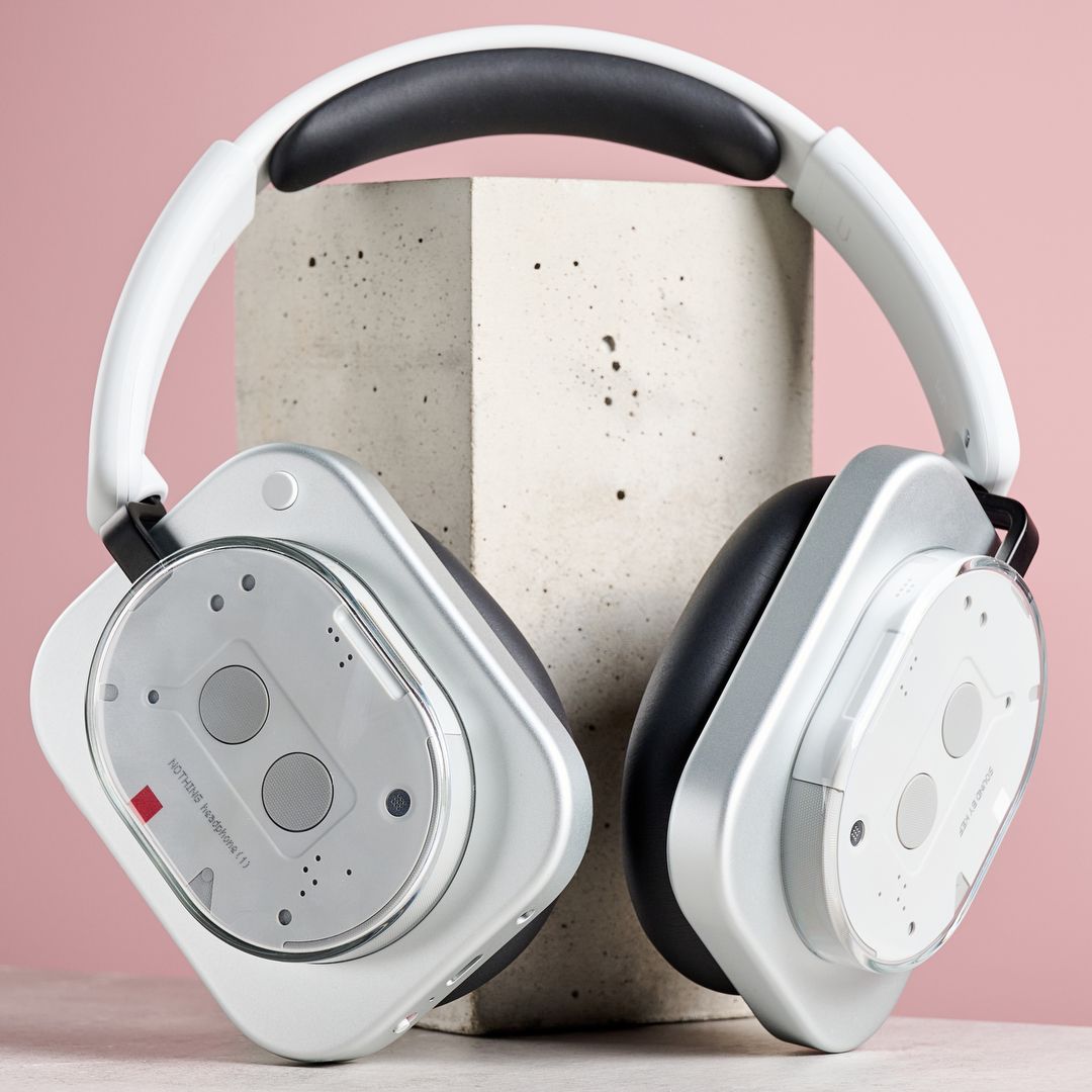 Nothing Headphone (1) White — беспроводные наушники с адаптивным шумоподавлением и звуком Hi-Res Audio