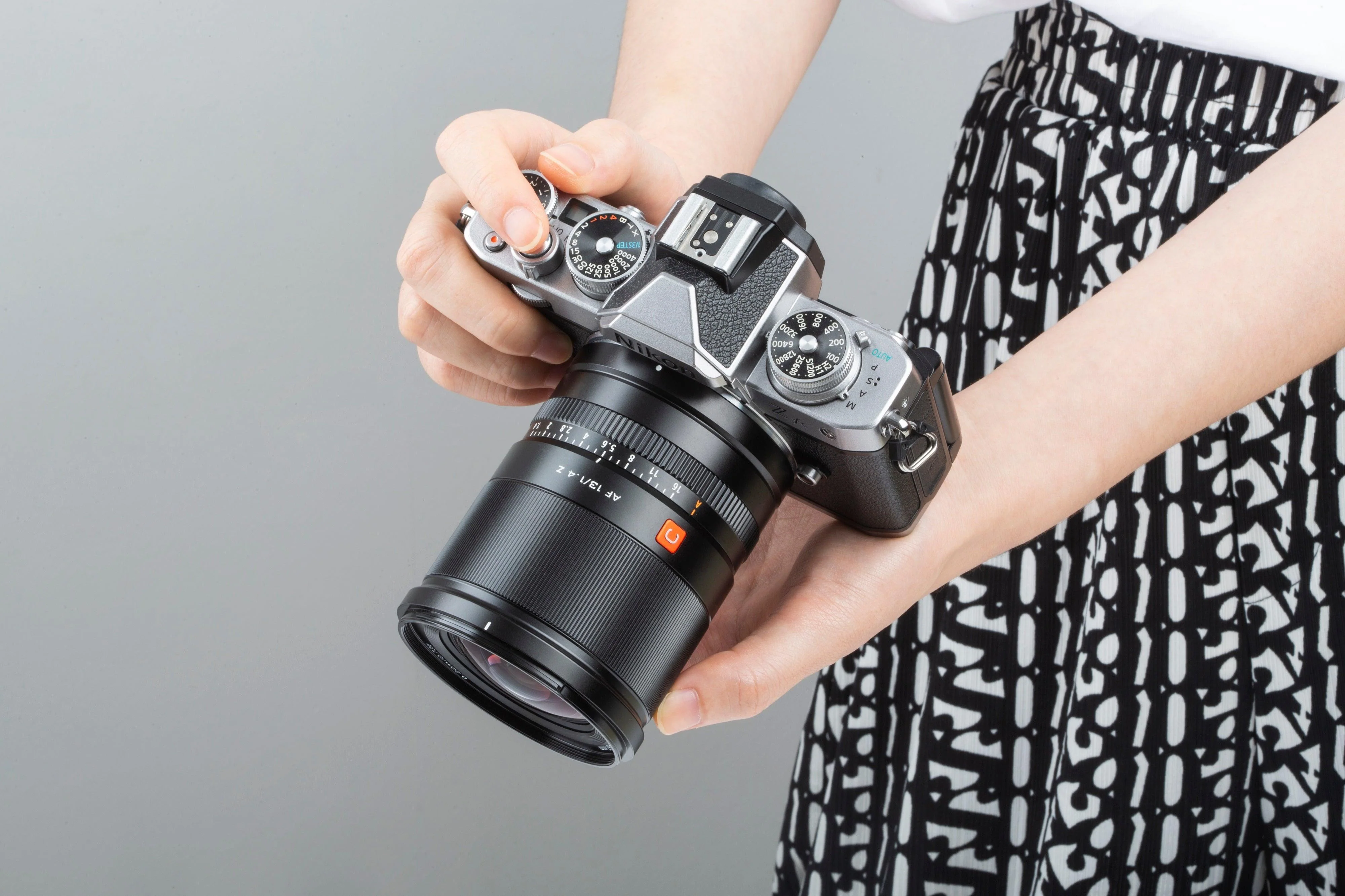 Об'єктив Viltrox AF 13mm F1.4 APS-C (для Nikon Z-Mount)