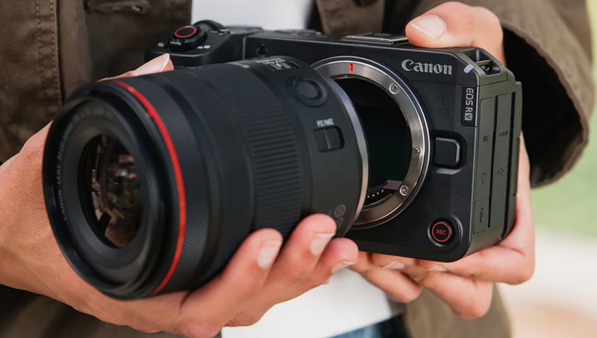 Новая эра видеоблогинга: обзор Canon EOS R6 V и объектива 20-50mm f/4 L Power Zoom