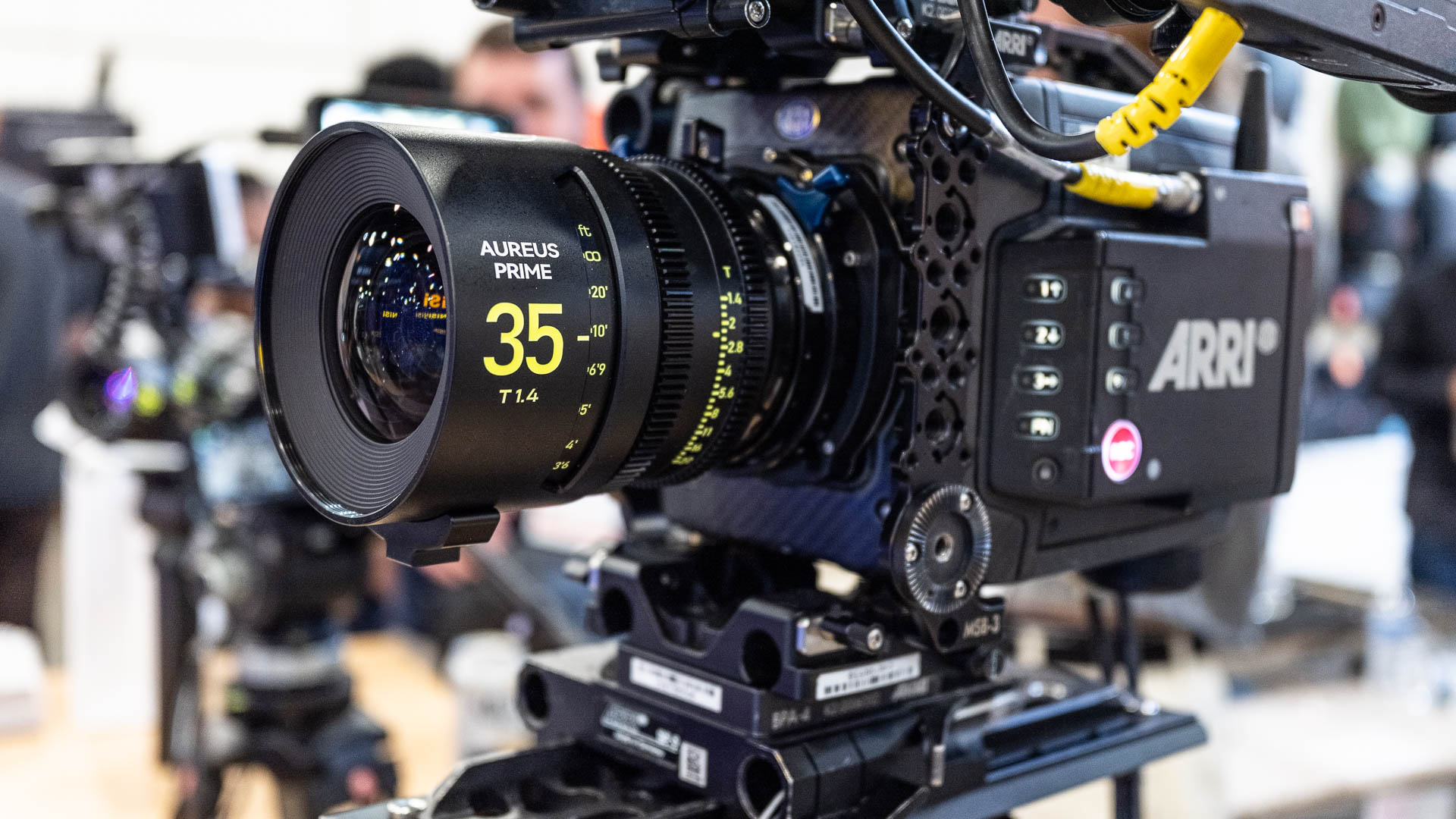 Об'єктив NiSi AUREUS PRIME 35mm T1.4 Cinema Lens ARRI PL mount