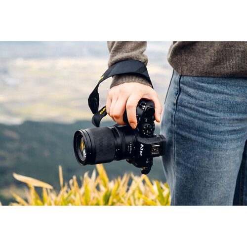 Nikon NIKKOR Z 24-105mm f/4-7.1 — універсальний зум-об'єктив для подорожей