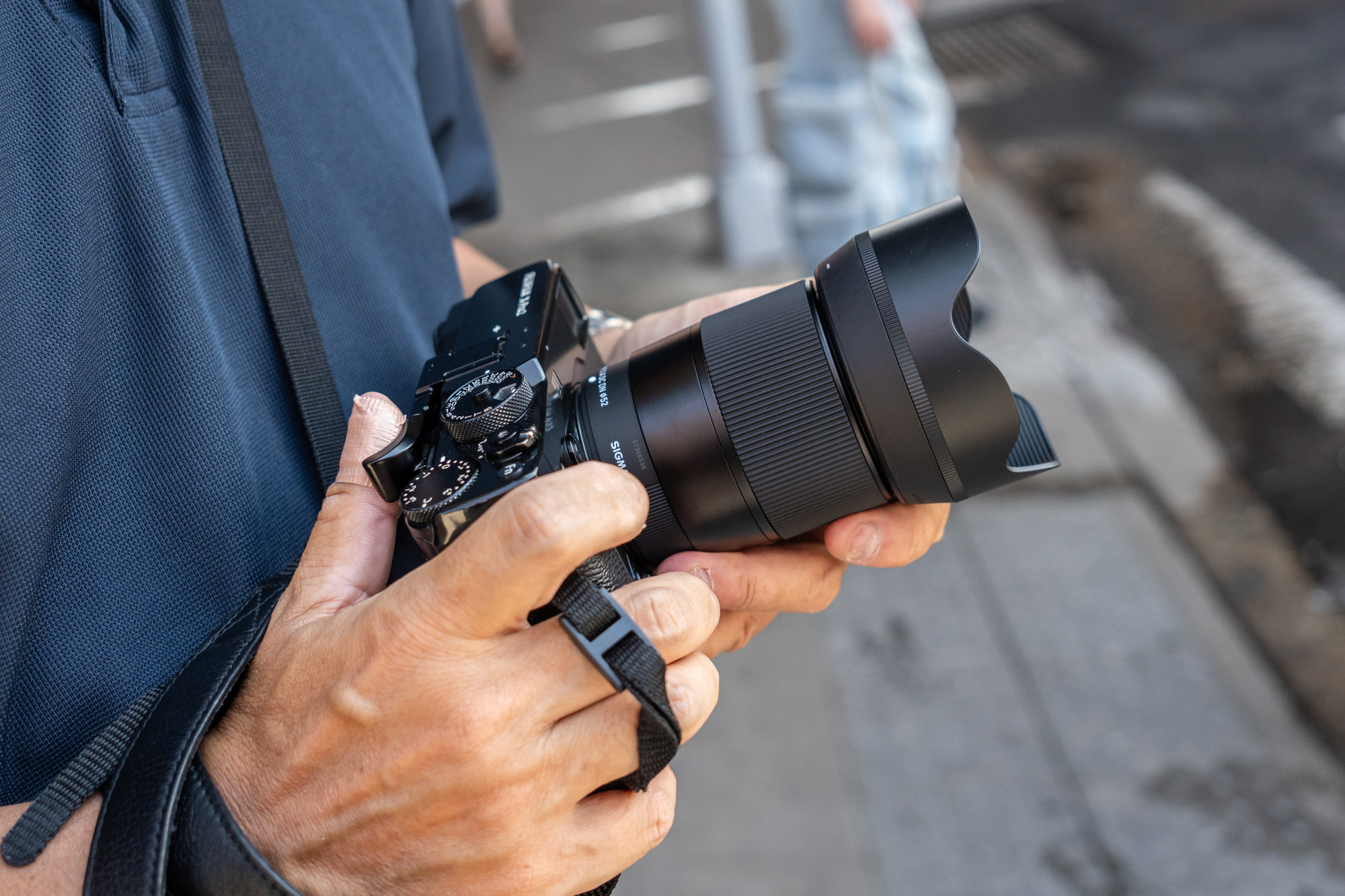 Sigma 23mm f/1.4 DC DN Contemporary (Fujifilm X mount) – широкий стандартный prime-объектив для APS-C