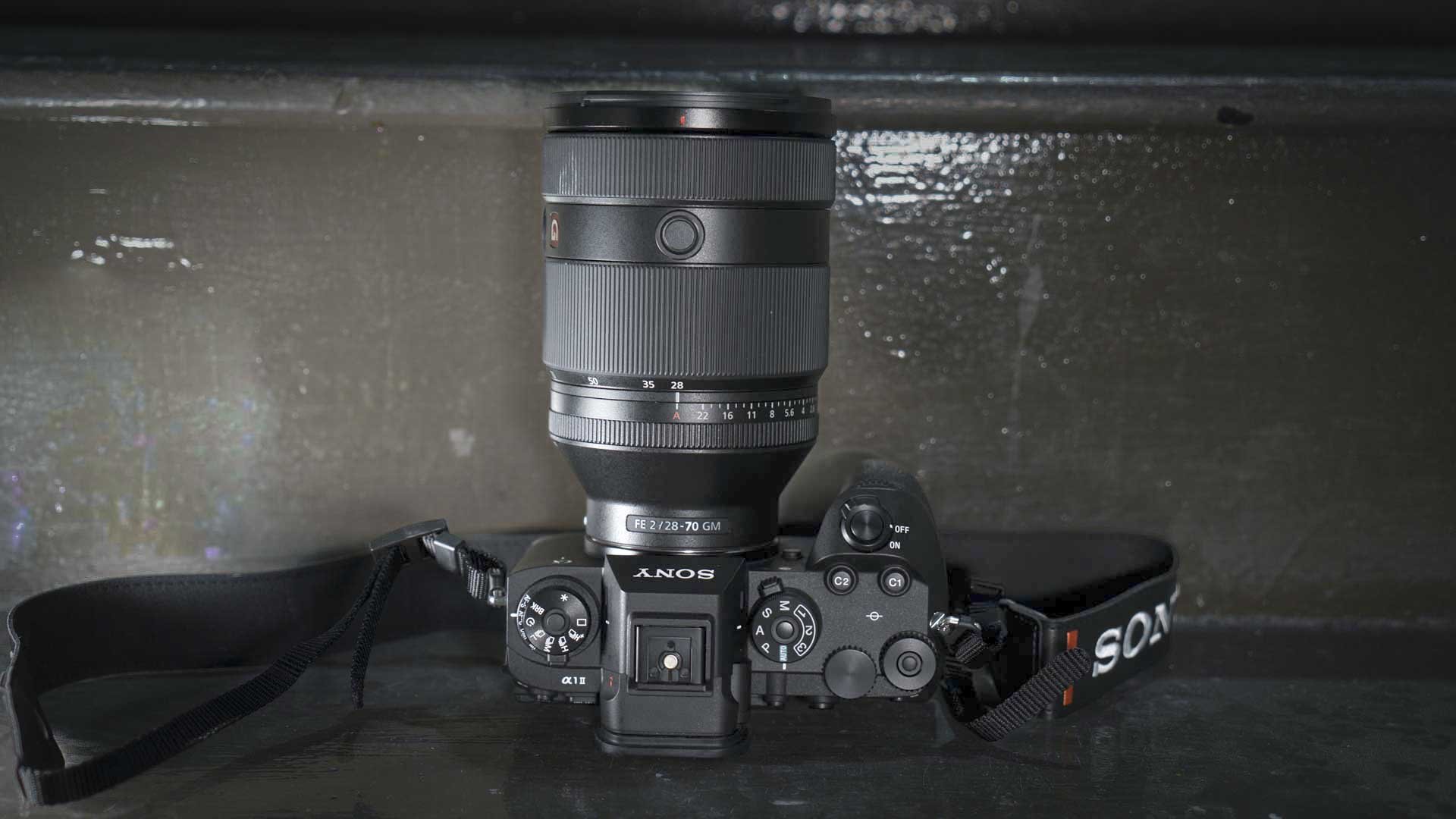 Sony FE 28-70mm f/2 GM – професійний світлосильний зум-об'єктив для Sony E