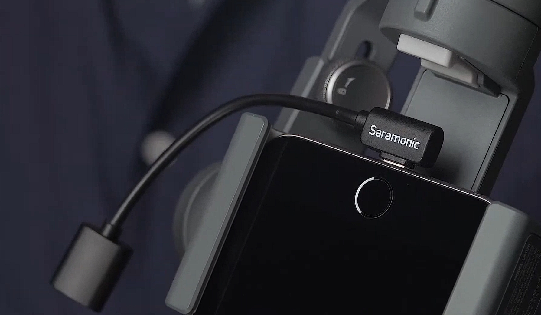 Saramonic DITC80 Lightning — адаптер для підключення зовнішніх мікрофонів та аксесуарів до iPhone