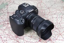 obyektiv-sigma-18-50mm-f28-dc-dn-contemporary-rf-mount-dlya-canon