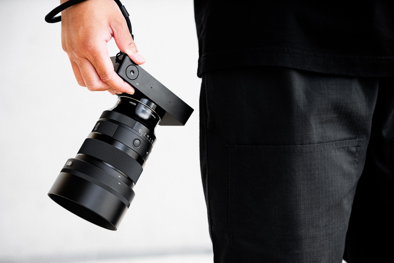 Sigma 85mm f/1.2 DG Art E mount (для Sony) — портретний об'єктив з дуже світлосильною діафрагмою та винятковим зображенням