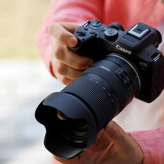 Tamron 17-70mm f/2.8 Di III-A VC RXD тепер доступний для Nikon Z та Canon RF