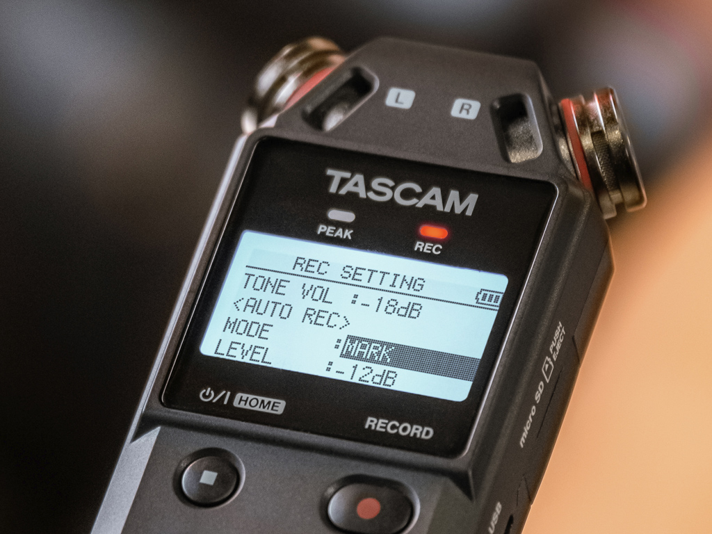 Tascam DR-05XP — цифровий аудіорекордер із записом у 32-бітному форматі з плаваючою комою та всенаправленими мікрофонами