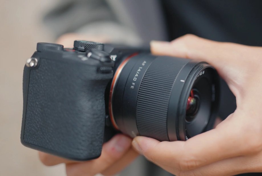 Viltrox AF 14mm f/4 Air Z mount (для Nikon) — ультраширококутний об'єктив для зйомки пейзажів та крупних планів