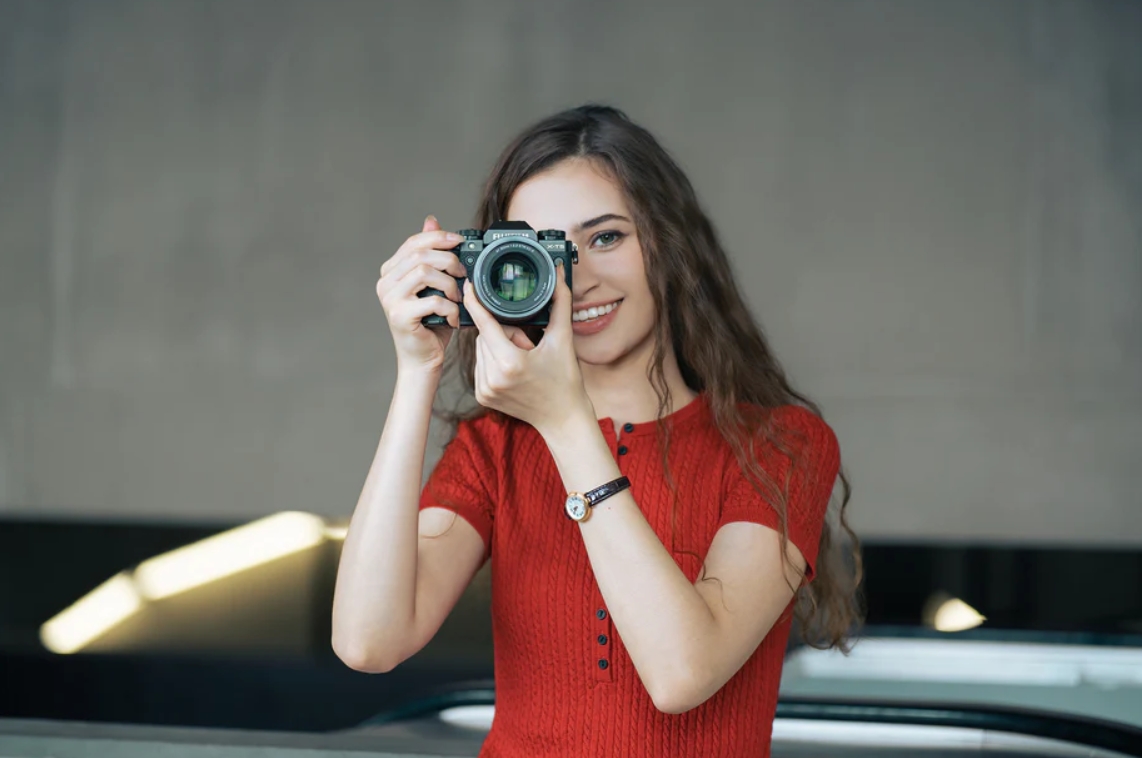 Viltrox AF 90mm f/2.2 EVO Х mount (для FUJIFILM) — об'єктив APS-C для зйомки портретів та предметів з вагою лише 325 г