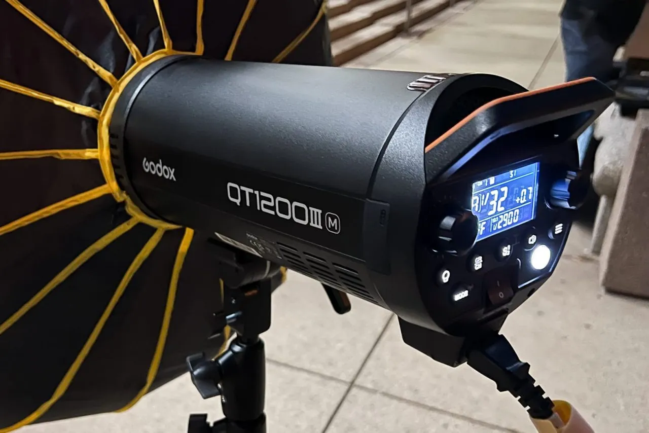 Спалах студійний Godox QT1200IIIM
