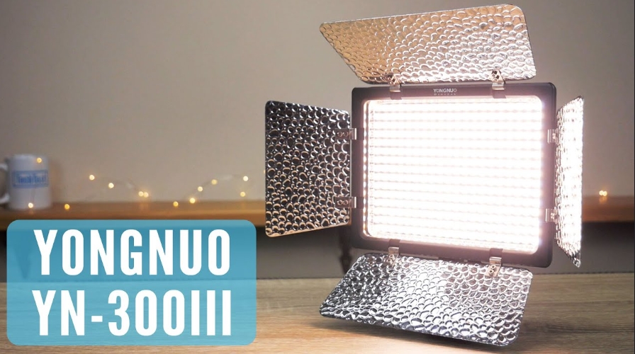 Yongnuo 300-III (3200-5500K)